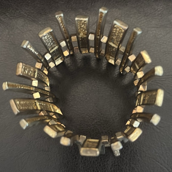 Vintage Gold-Tone Cuff Bracelet - Picture 3 of 3